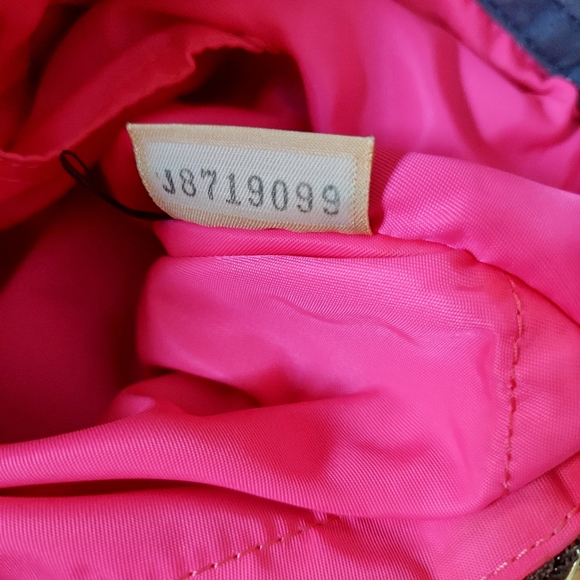 Red Ducky Dooney - Picture 13 of 13